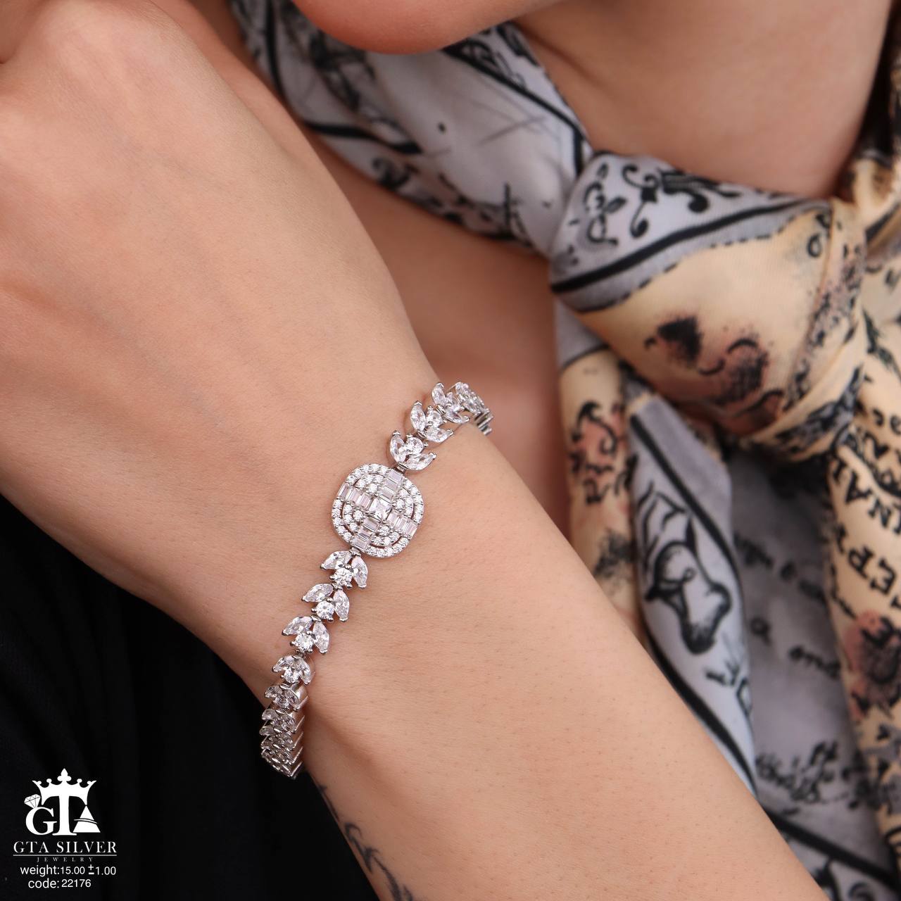 Elegant Silver Bracelet by GTA | جلوه‌ای خاص با طرح الماس، مناسب مجالس شما