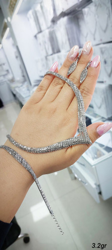 Silver elegance at its finest سرویس نقره ۹۲۵ GTA با طراحی تراشخورده و درخشان