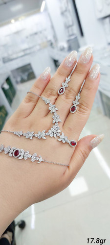 سرویس نقره GTA 925 طراحی خاص و لوکس با سه رنگ سنگ یاقوت: Red, Navy & Green