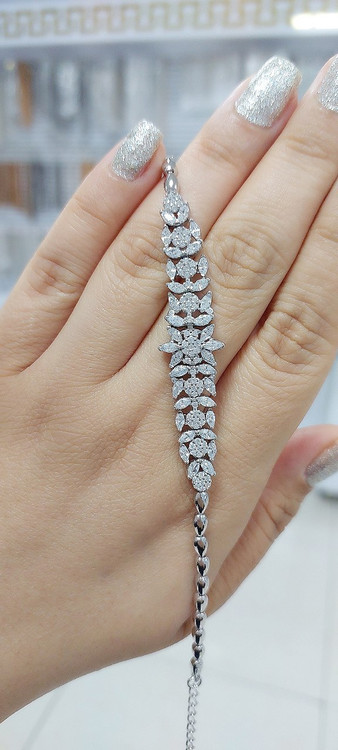 925 Silver Hand Chain Set by GTA | طراحی متفاوت برای خانمهای خاص ترکیبی از شیک بودن و کیفیت بالا