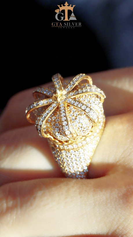 انگشتر تاج ملکه ملکه نقرهای و طلایی با نگین برلیان Queen Crown Ring - نقرهای و طلایی با نگین برلیان
