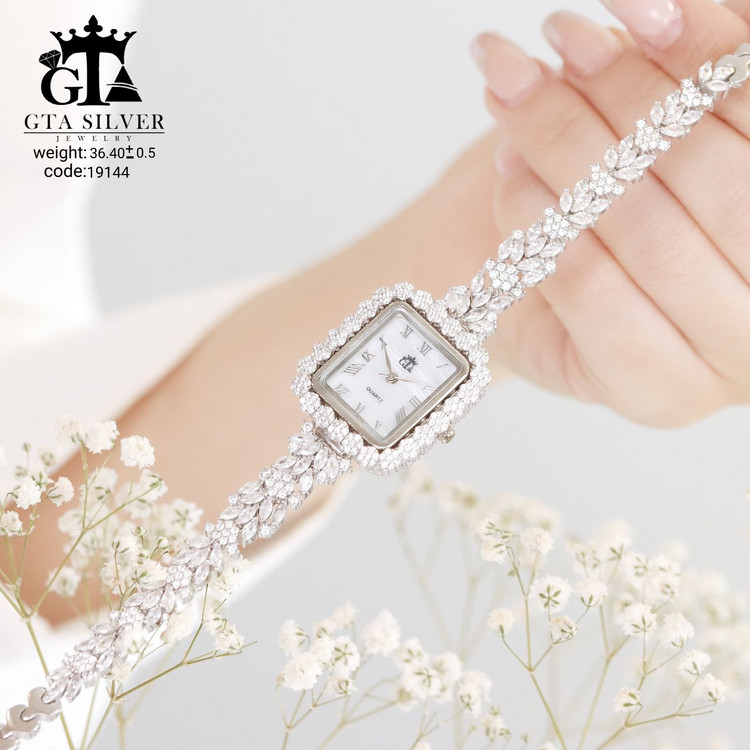 طراحی مدرن و کلاسیک ساعت مچی GTA، مناسب برای هر سلیقهای. Make a statement!