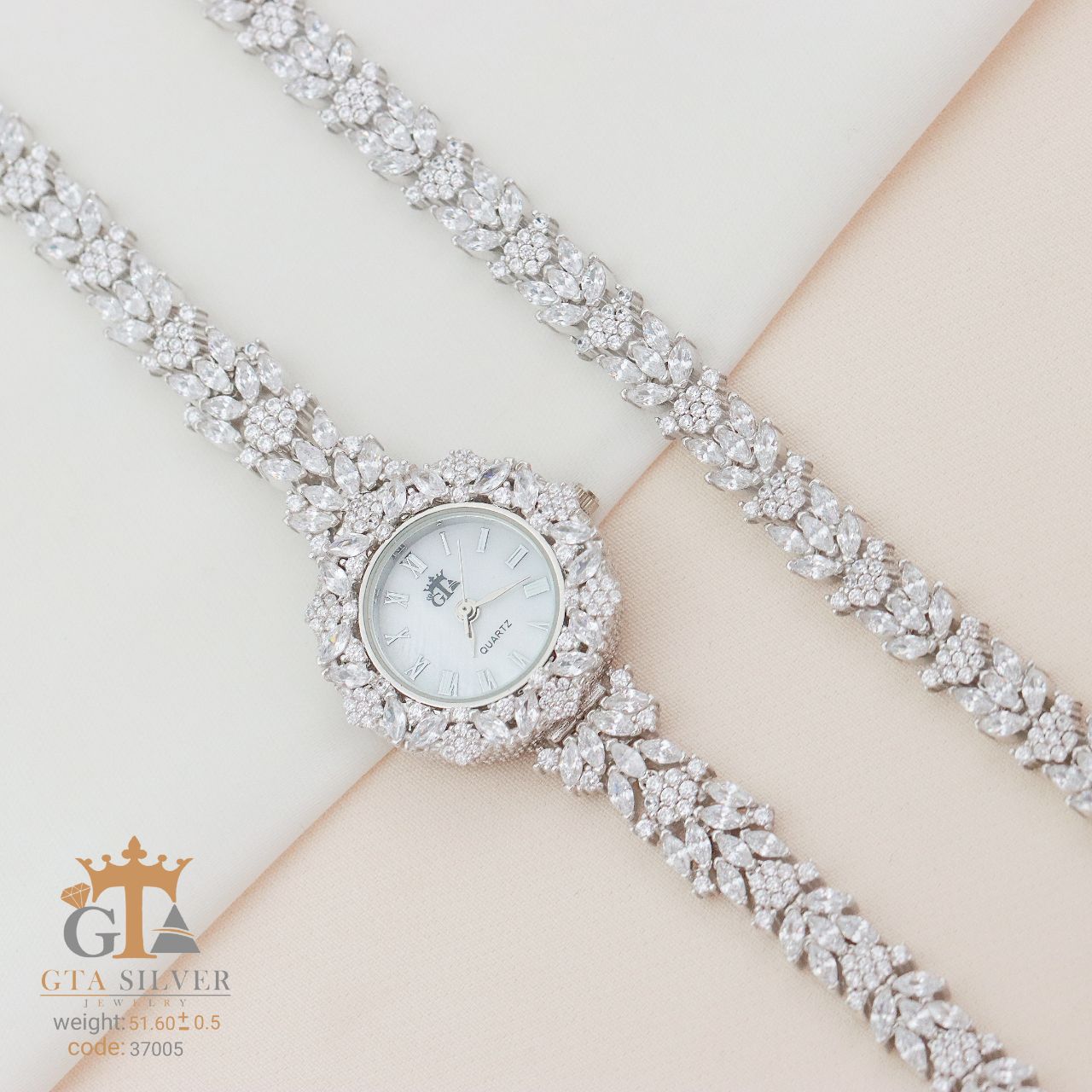 ست ساعت و دستبند نقره با طراحی مارکیز 925 Silver | Sparkle like never before برای درخشیدن، همین حالا