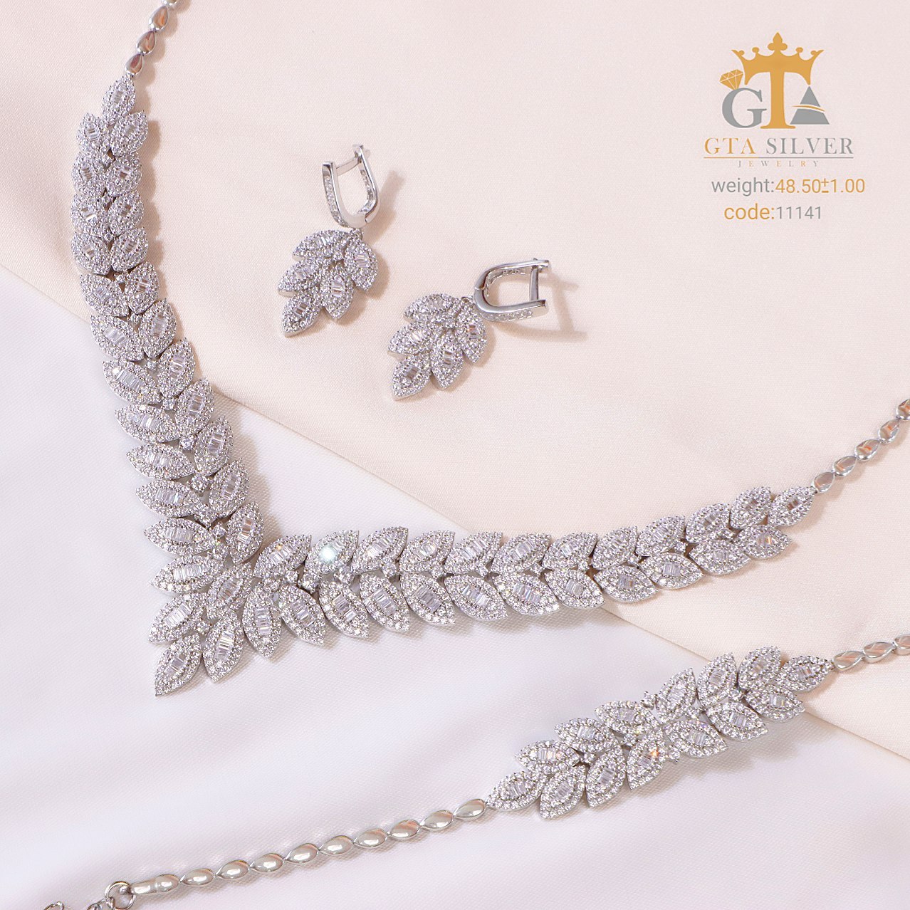 نقره GTA- طراحی شیک برگ با silver درجه یک