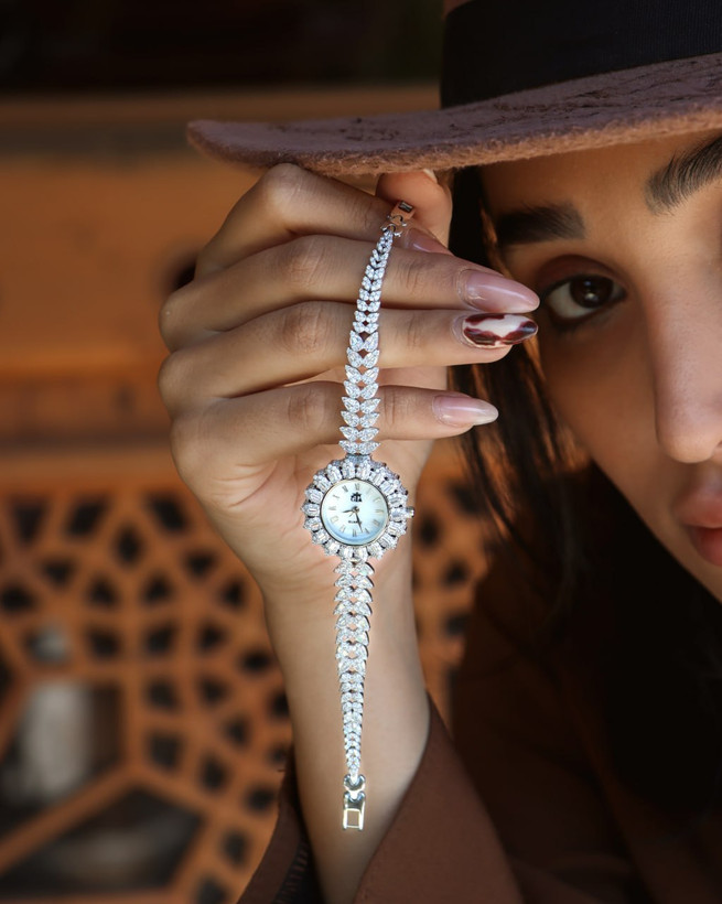 ساعت نقره زنانه ۹۲۵ عیار مدل مجلسی از برند GTA – Silver Ladies Watch with Japanese Movement