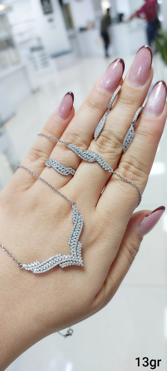 ست نقره GTA با Rhodium Plating و نگینهای Zirconia – طراحی ظریف و شیک