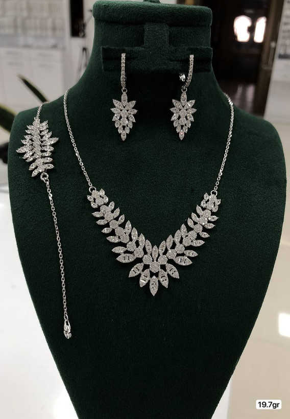 سرویس نقره 925 GTA با rhodium plating و zirconia stones طرح لوکس