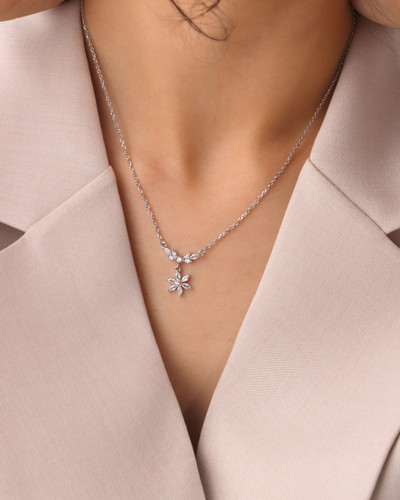 Elegant Silver 925 Pendant درخشش خاص، کیفیت تضمینی و آبکاری رودیوم